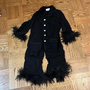 Sleeper pajama set in black with feathers